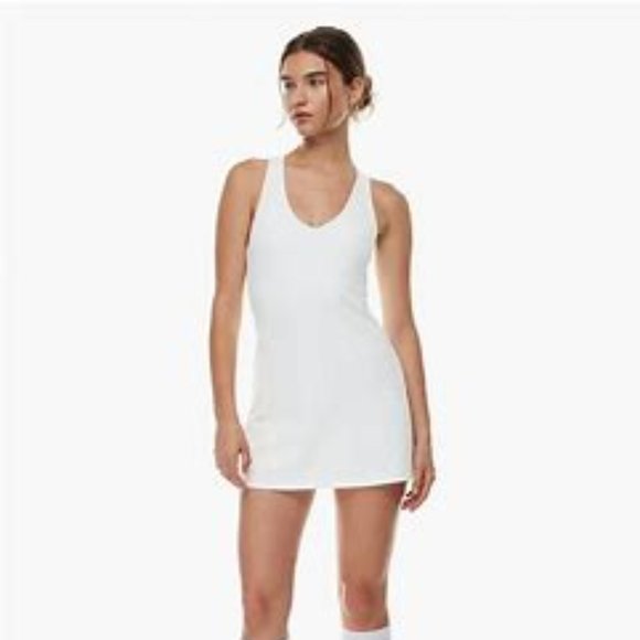 TnAction MatchPoint Dress - TNABUTTER - BRAND NEW WITH TAGS - Green - Picture 1 of 4